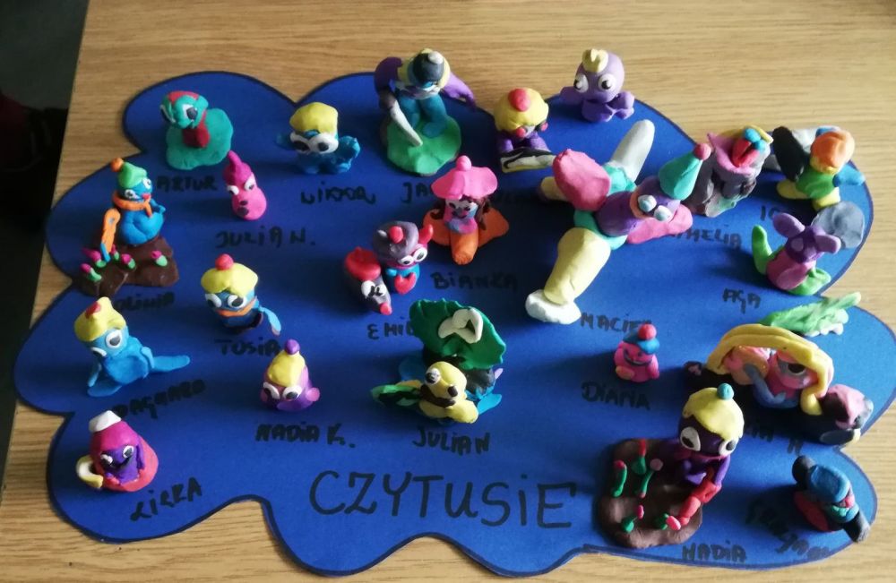 Międzynarodowy projekt edukacyjny "Czytam z klasą. Lekturki spod chmurki" jako innowacja pedagogiczna w klasach 2a i 2 b.