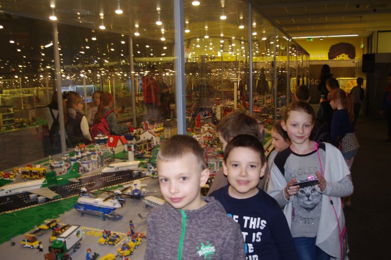Lubimy budowle z klocków LEGO!